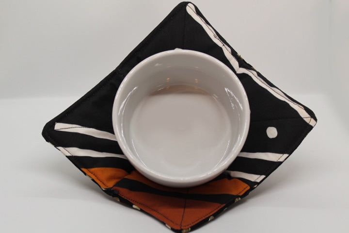 Slappin' Bones Small & Large Bowl Cozy Set