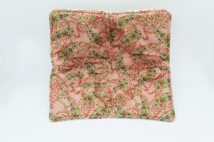 A Rabbits Life Bowl Cozy