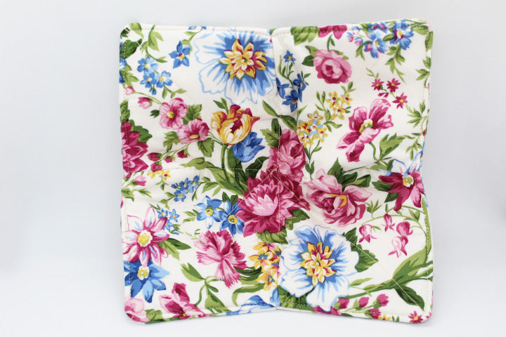 Give Her Flowers - Cream - Bowl Cozy