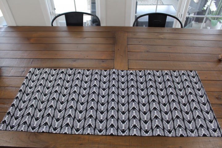 Holiday Table Runner Halloween- Bones