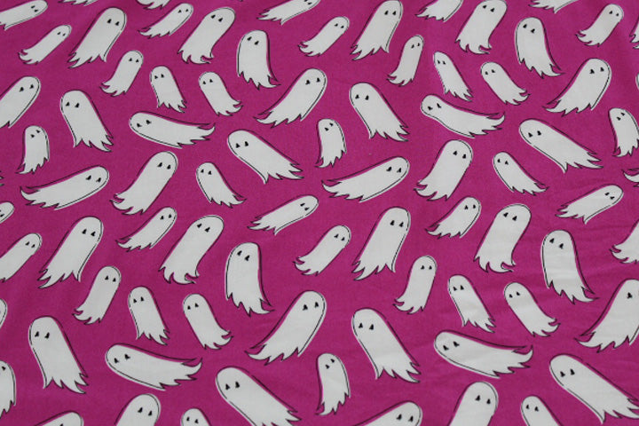 Holiday Table Runner Spooky Cocktails