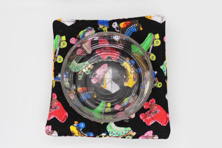 ROLLER DERBY - Small Bowl Cozy