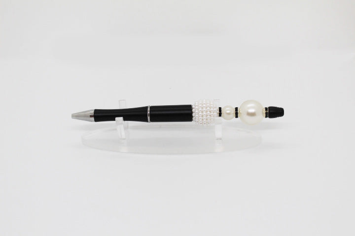 A Pearl Affair Beaded Pen