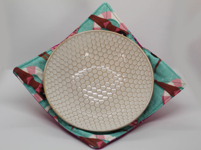 Livin' Like It's Golden Small & Large Bowl Cozy Set