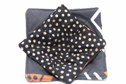 It's a Matter of Black & Brown Small & Large Bowl Cozy Set