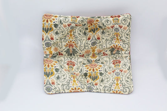 A Rabbits Life Bowl Cozy