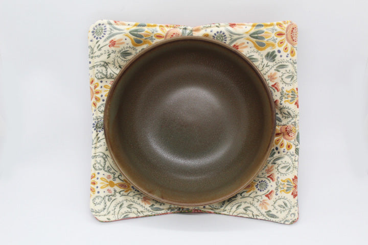 A Rabbits Life Bowl Cozy